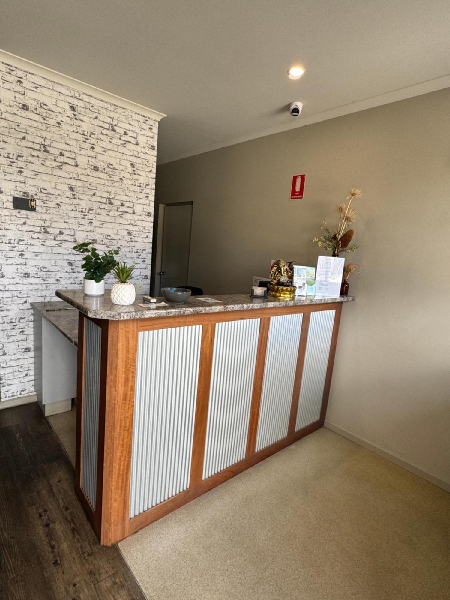 Robinvale Bridge Motel Екстер'єр фото